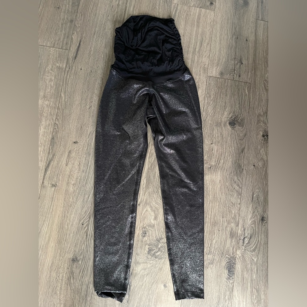 Maternity Beyond the Bump leggings.  Never worn.  Size XS.